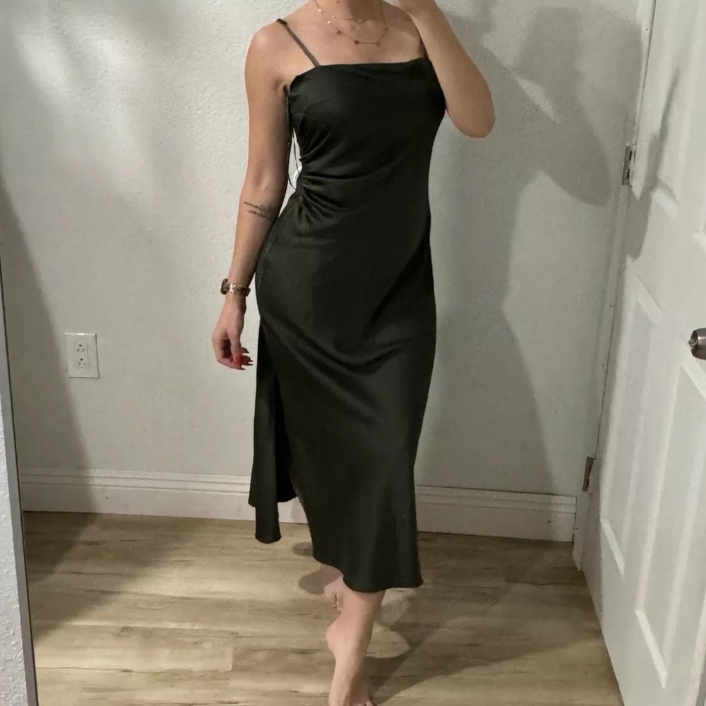 HOUSE OF HARLOW. Brand new never worn olive green slip dress. Size XS